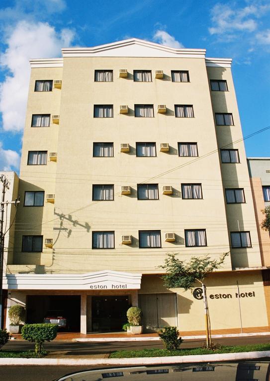 Eston Hotel - Localizacao Central Privilegiada -Pet Friendly Chapecó エクステリア 写真