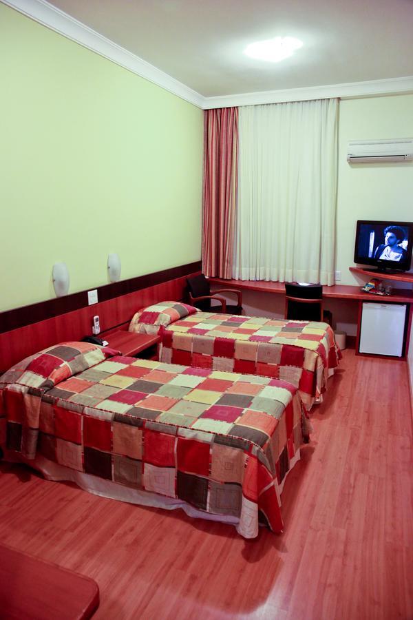 Eston Hotel - Localizacao Central Privilegiada -Pet Friendly Chapecó エクステリア 写真